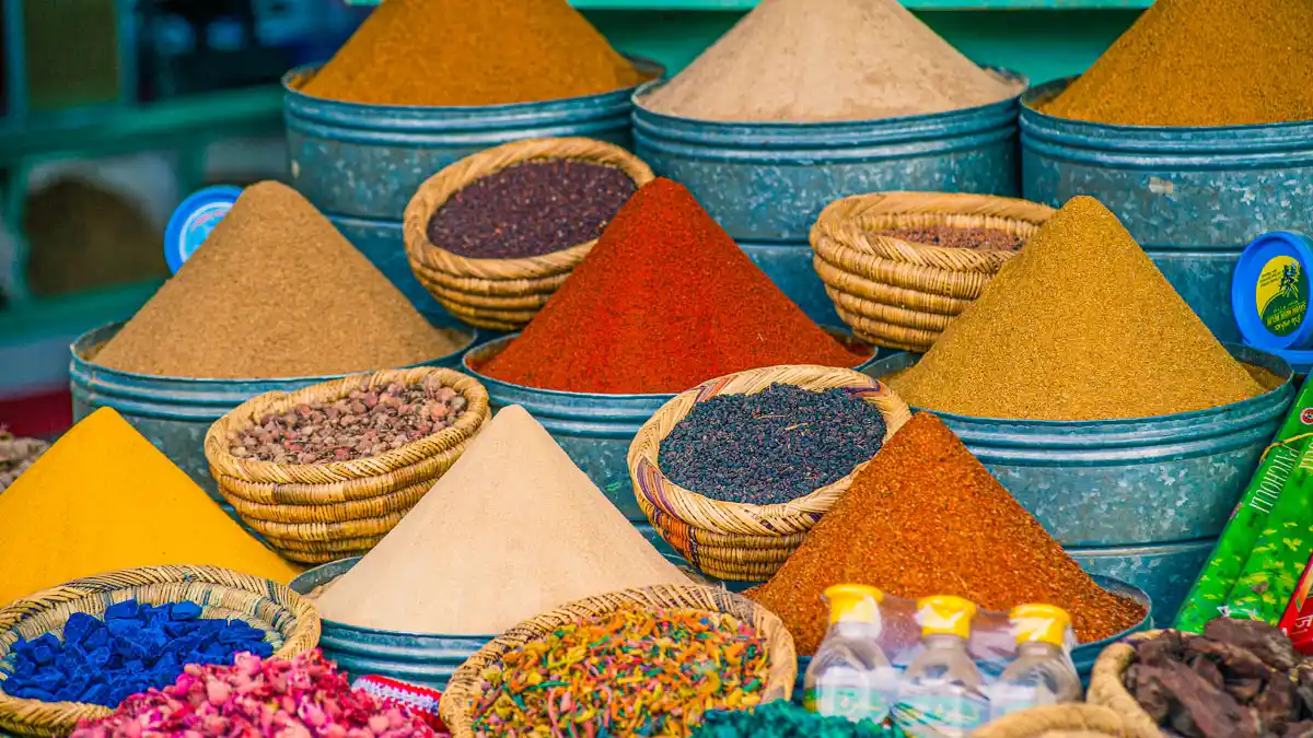 spices in marrakech souk